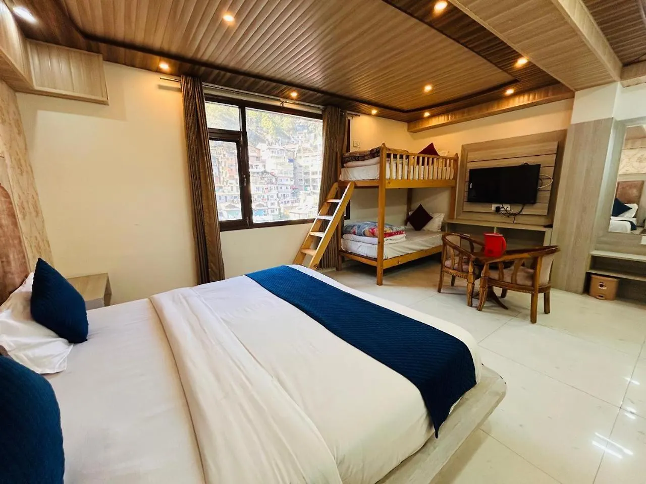Yog Maya Regency B&B Simlá India